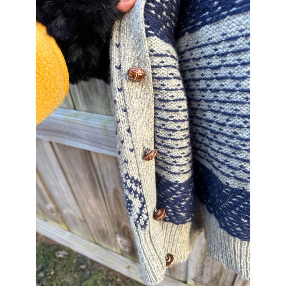 Vintage Wool American Eagle Patterned Cardigan - image 4